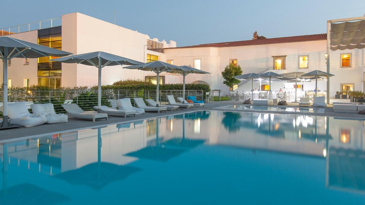 M'Ar De Ar Aqueduto Hotel Evora Exterior photo The hotel's pool