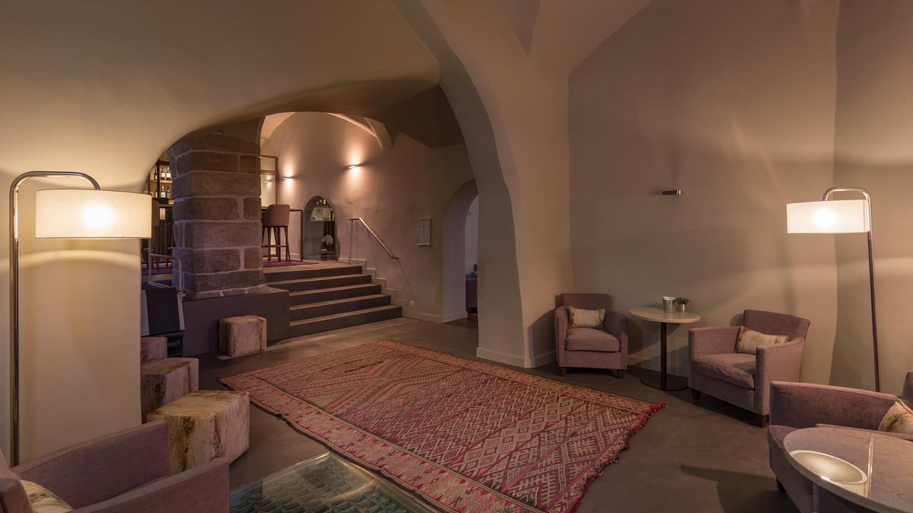 M'Ar De Ar Aqueduto Hotel Evora Exterior photo The hotel's lobby